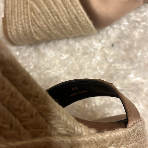 New $775  Versace MEDUSA '95 SATIN WEDGE SANDALS 120 MM - Picture 17 of 17